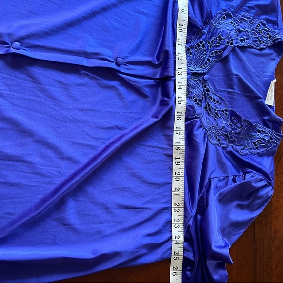 Vanity Fair | Purple Pajama Top - Picture 6 of 8